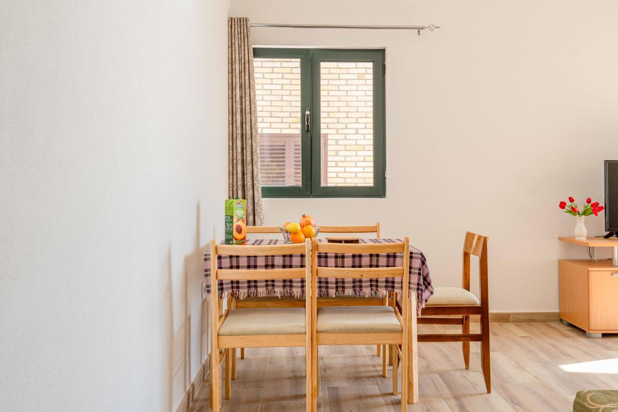 Apartmani Sonja I Branko Sutomore Buitenkant foto