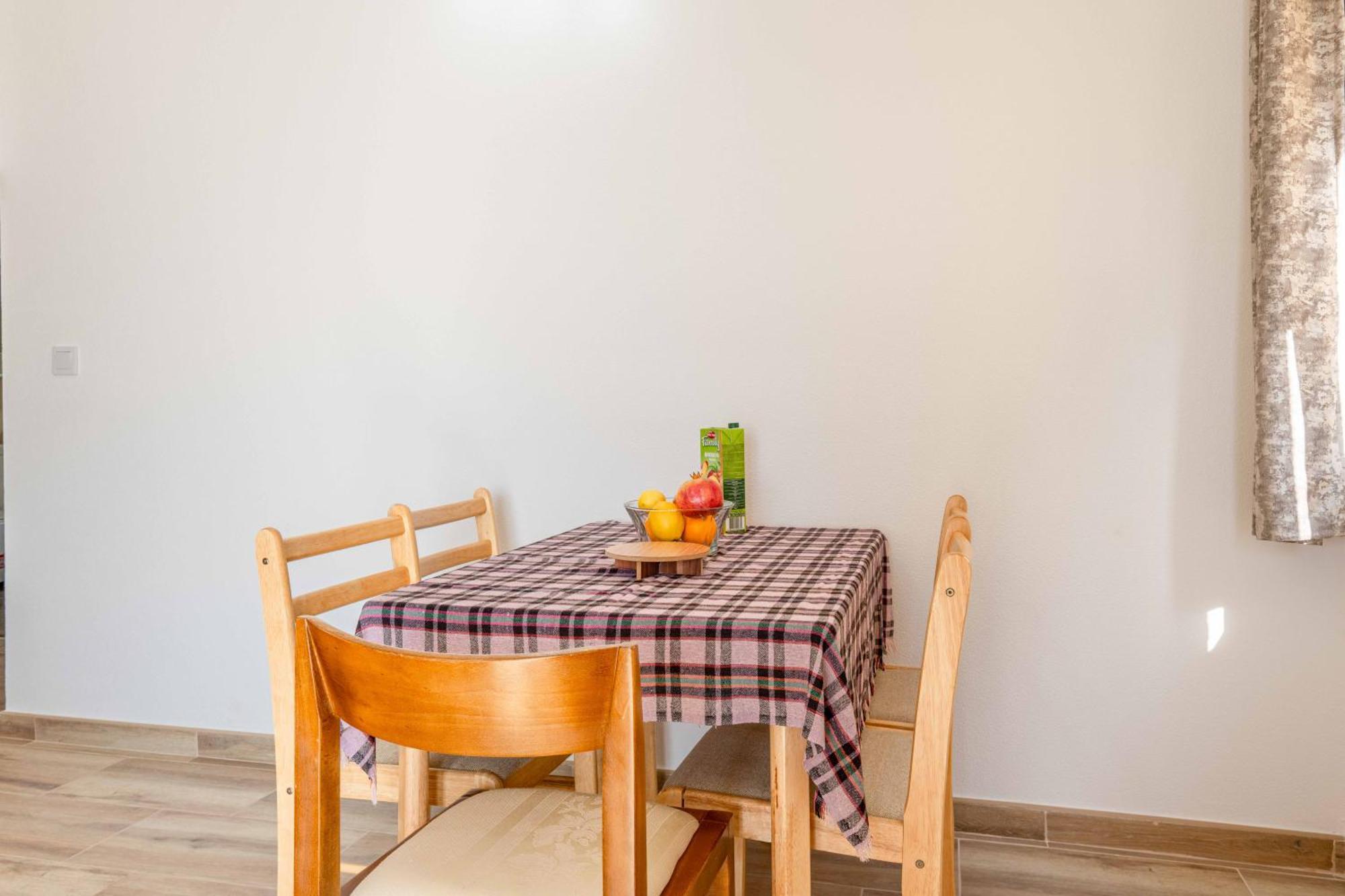 Apartmani Sonja I Branko Sutomore Buitenkant foto
